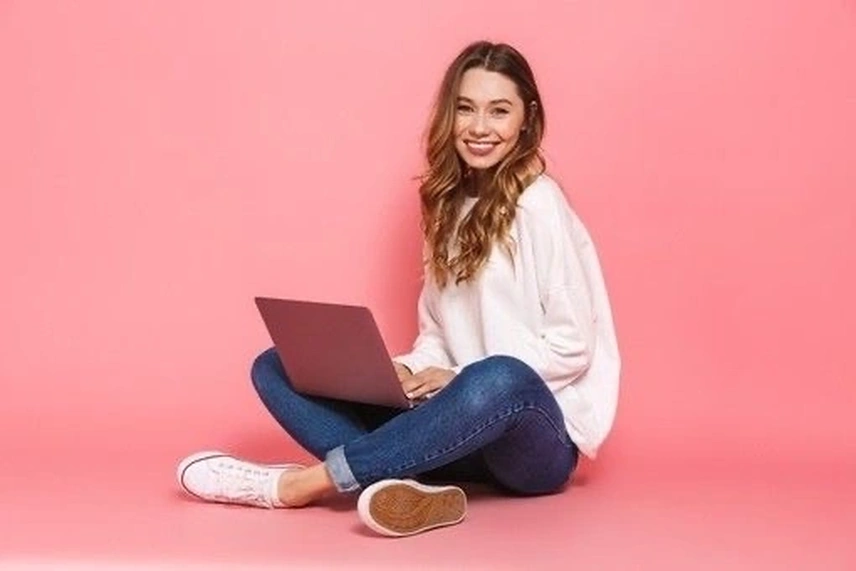 Fansly Mistakes: 10 Critical Errors That Stop Your Growth